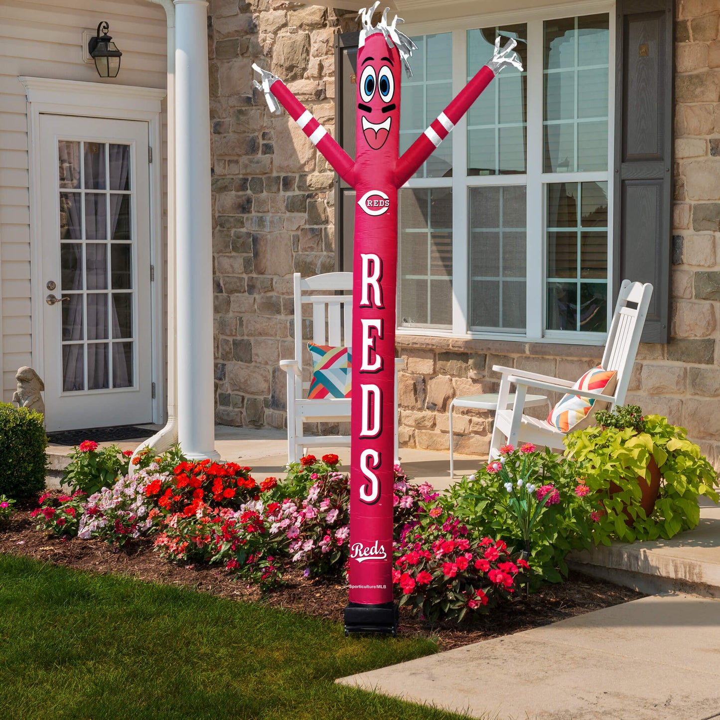 Cincinnati Reds Inflatable Festive Fanz Sleeve