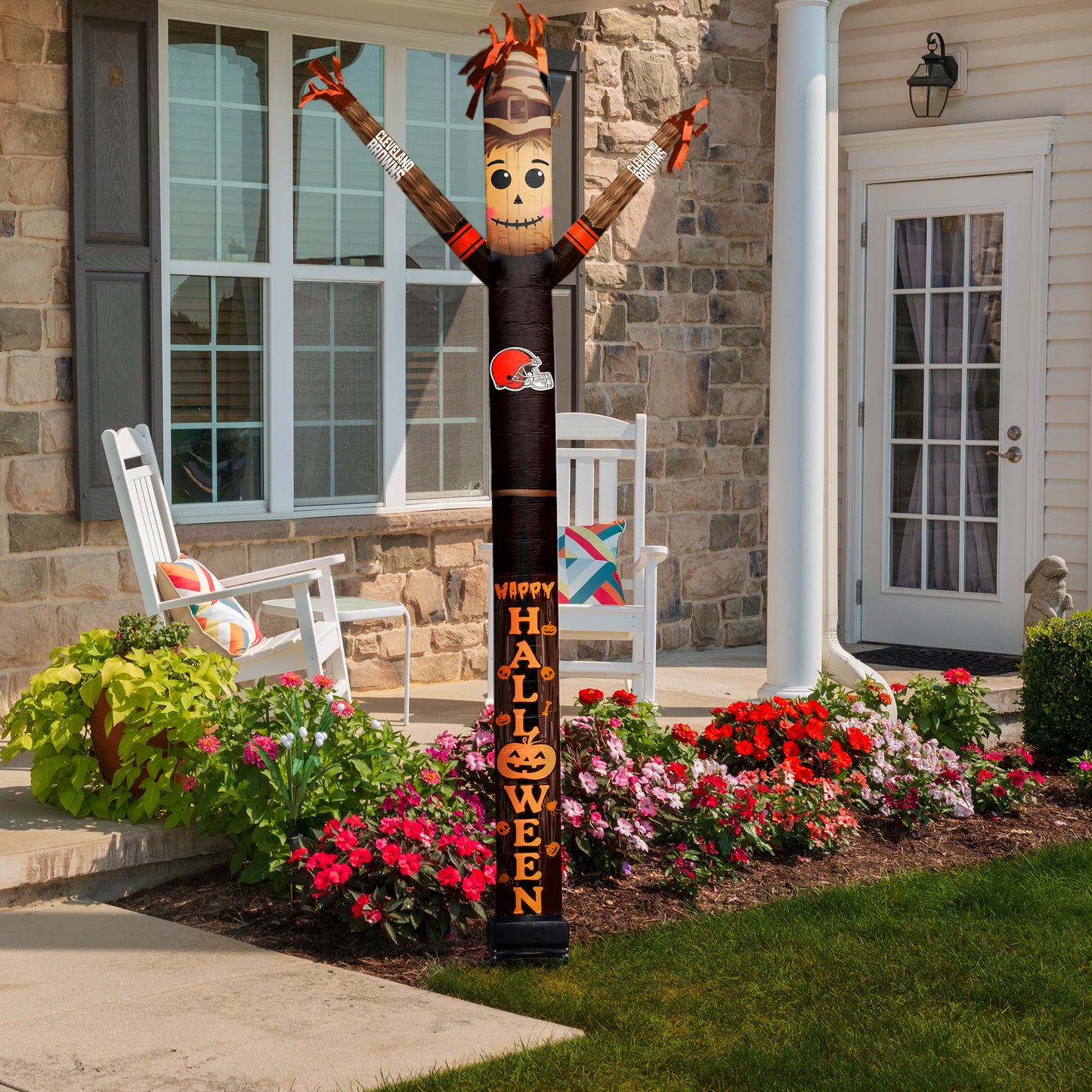 Cleveland Browns Inflatable Festive Halloween Sports Fan Sleeve